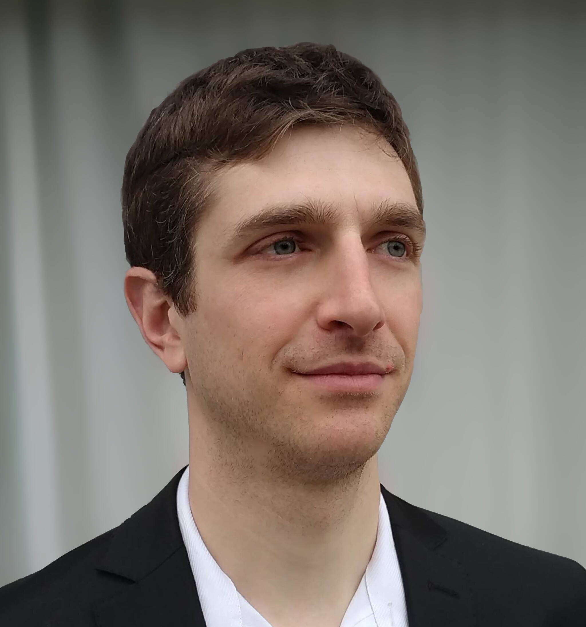 Emmanuel T. - Développement Fullstack SQL/C#/Make