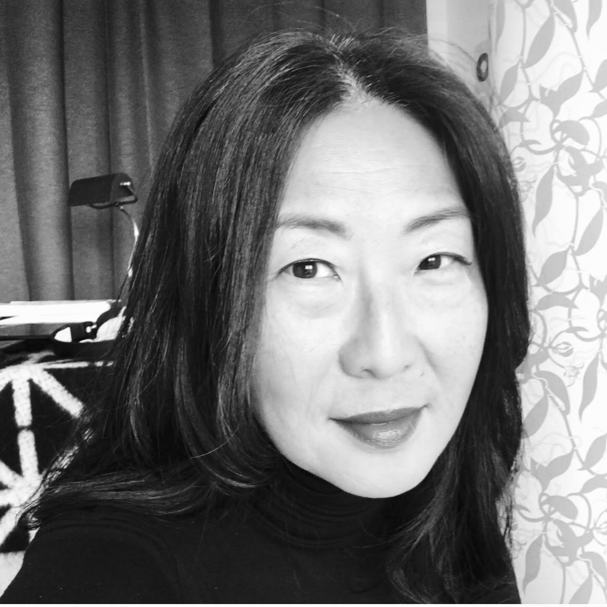 Kyeong-Mee  - traductirice interprète en langue coréenne
