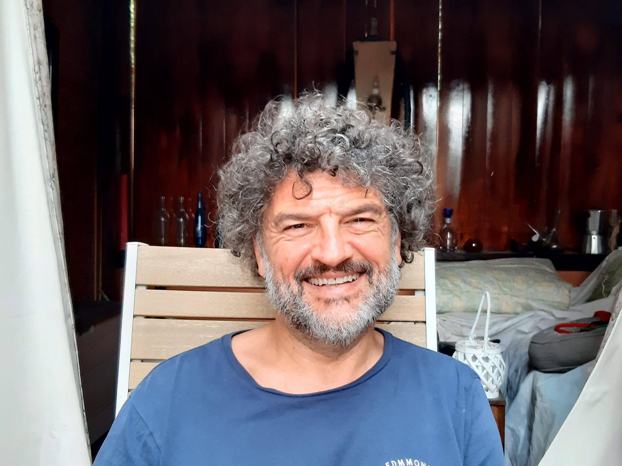 Joan  - - Voice, dubbing and narration in Catalan and Spanish.
