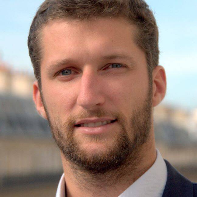 Arnaud B.