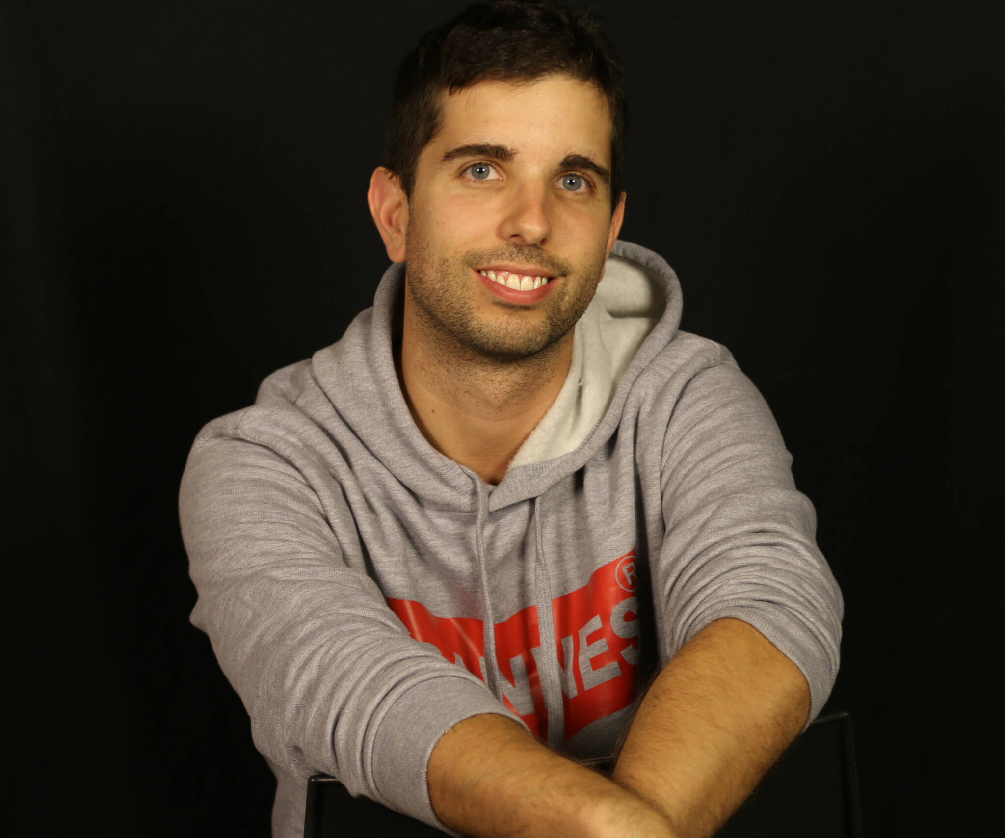 Eric Abad - Premiere, after effects, filmmaker, davinci, foto