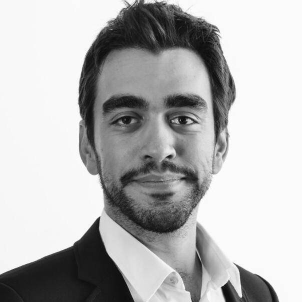 Adrian  - Asesor de Operaciones & Procesos IA