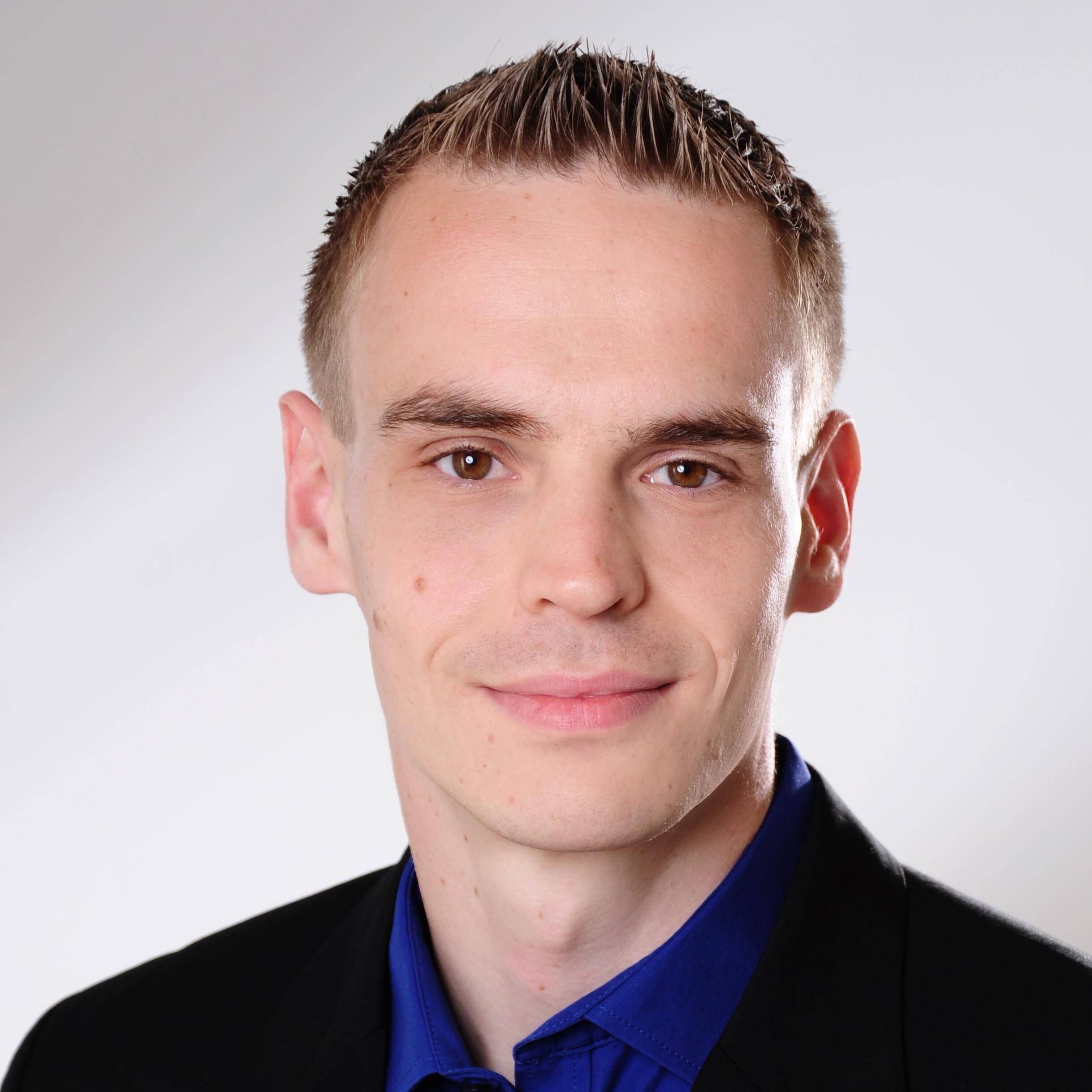Frank Stutzkowski - Unity 3D / C# / WPF / .NET / Typescript Developer