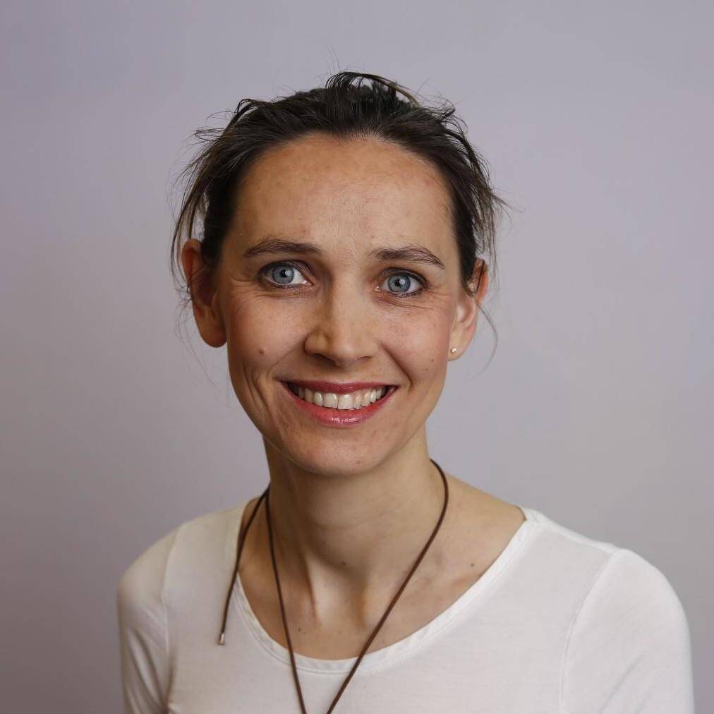 Charlotte  - data engineer / data analyst