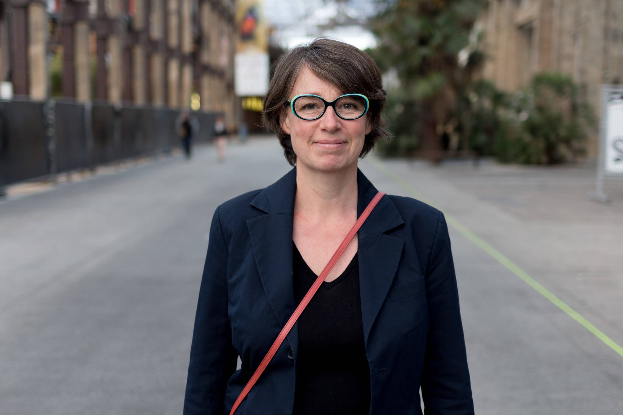 Elisabeth Thoret - directrice artistique, graphiste print