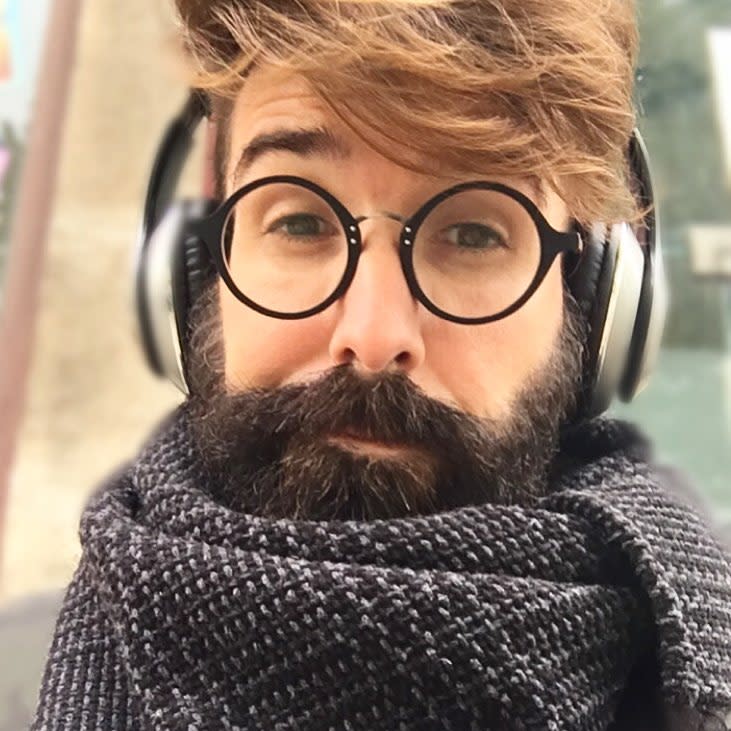 Nicolas B.
