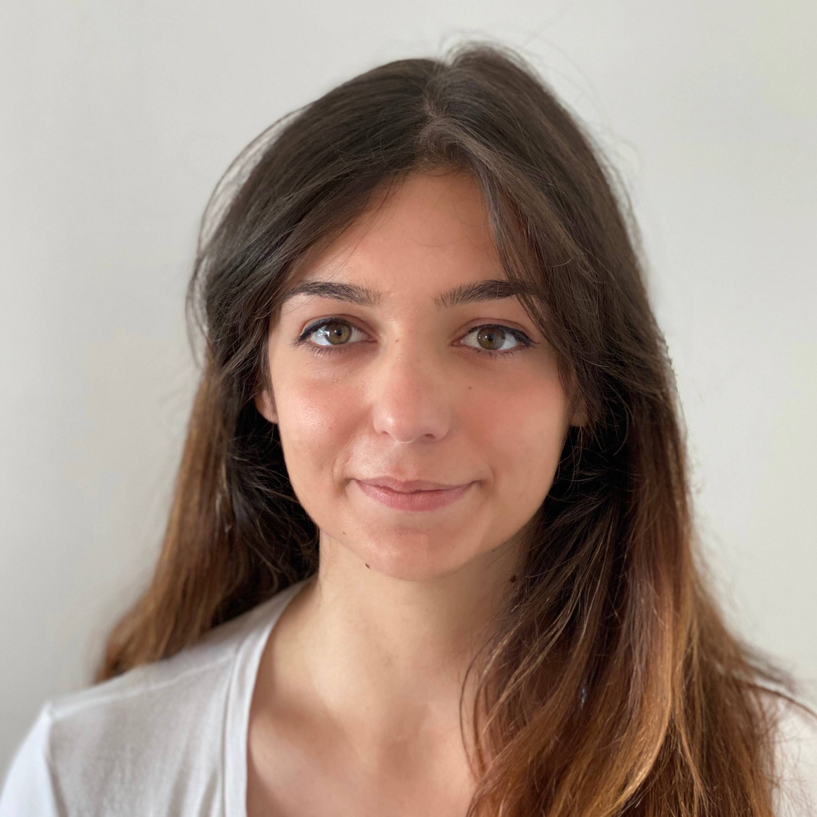 Jasmine V. - Partnerships manager / Chef de projet