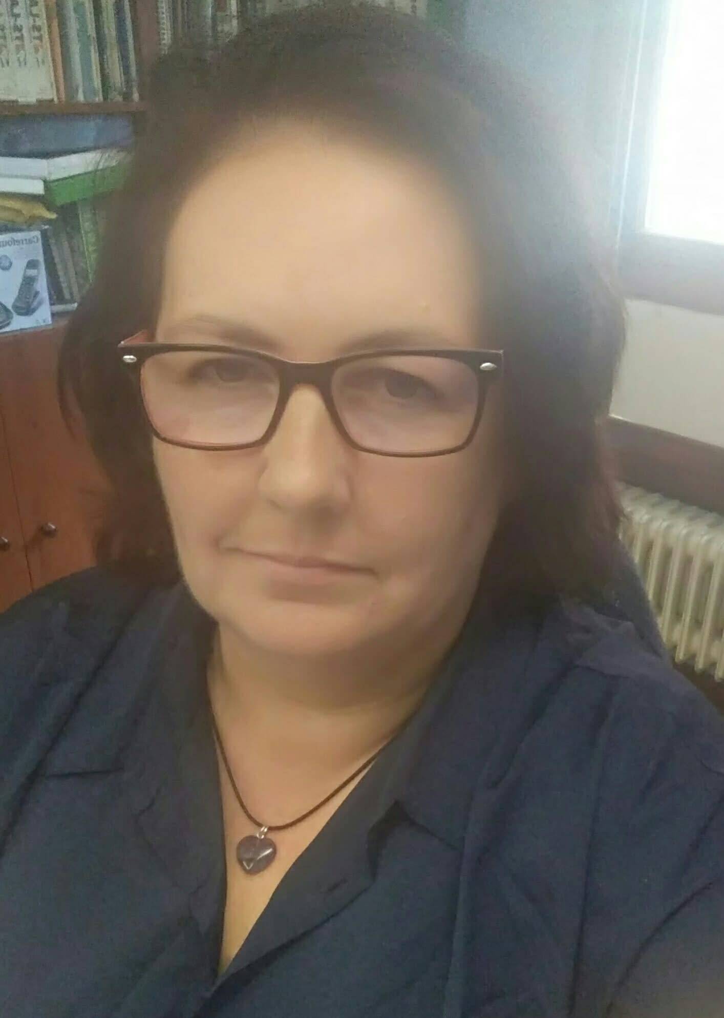 Isabel Fernandez Sanchez - administrativo