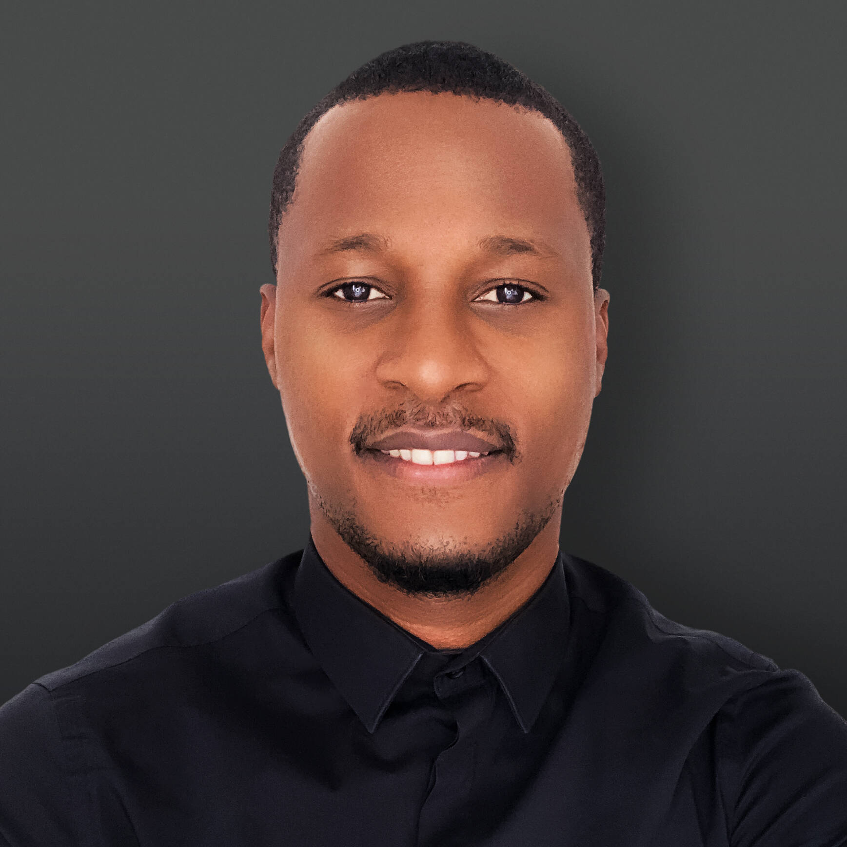 Guelord Dielobaka - Gestionnaire maintenance et support informatique