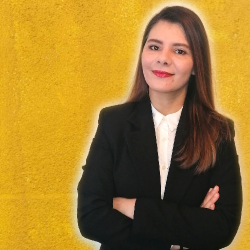 Hayet T. - Community Manager |social media  manager | siteweb