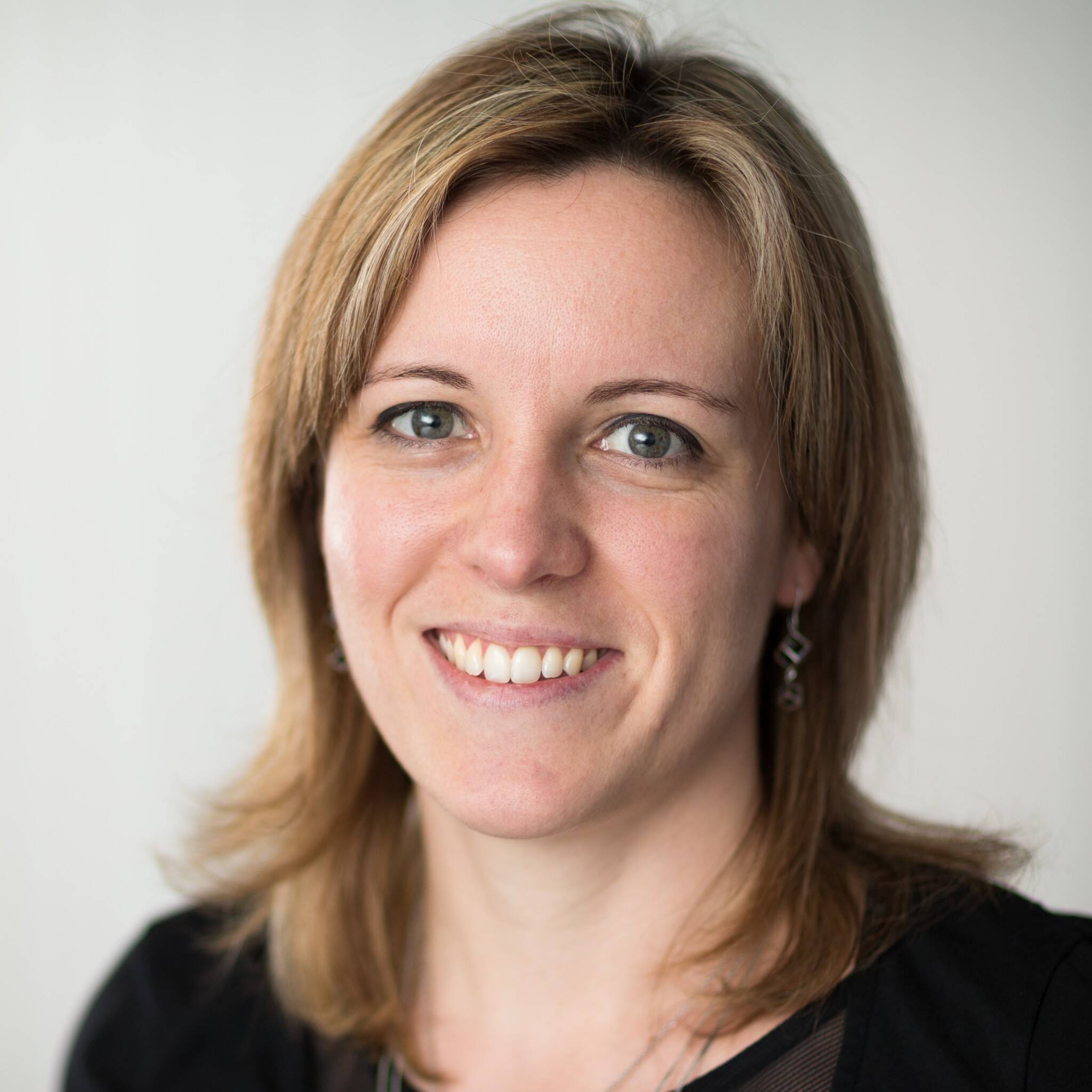 Julia Lhuillery-Moulder