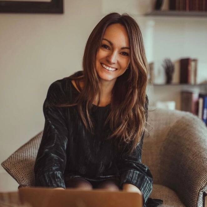 Caroline Cros