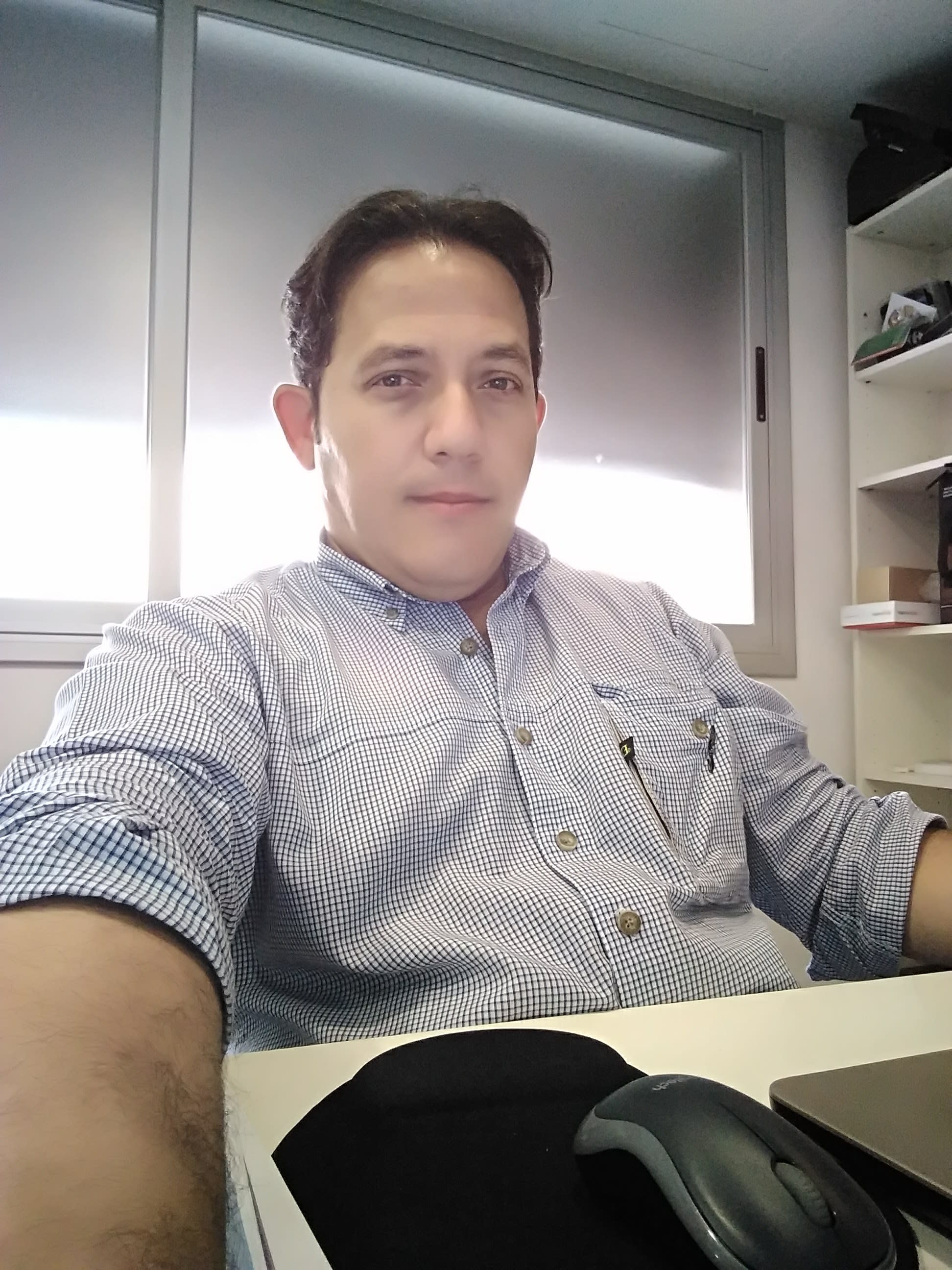 Miguel Pijuan - desarrollador web, flutter, react, nodejs, php