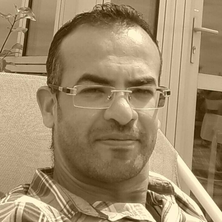 Hicham H. - Architecte & DevOps AWS | AI Integration