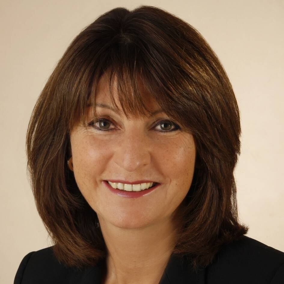 Iris Madl - Marketing Experte