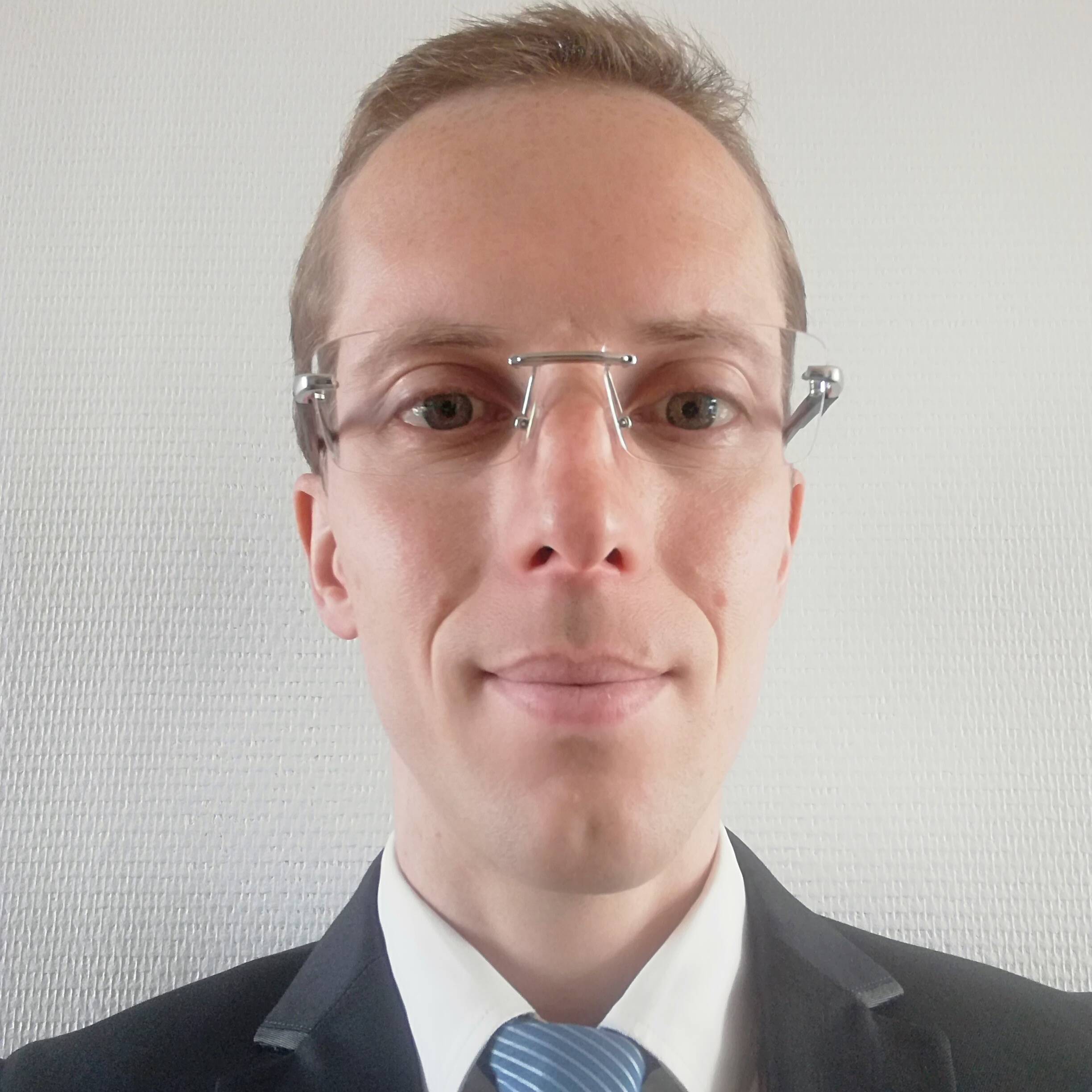 Rémi  - Functional Consultant / Business Analyst / Authorizations